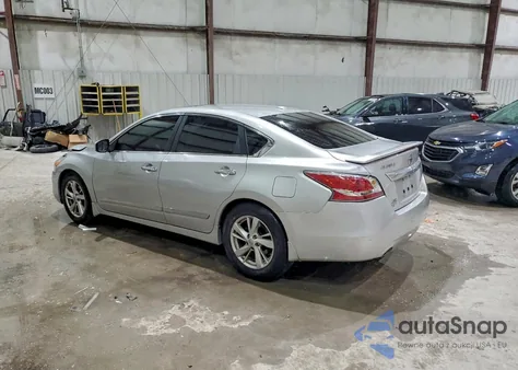 2015 Nissan Altima 2.5 z USA, uszkodzony, nr VIN 1N4AL3AP2FC190101